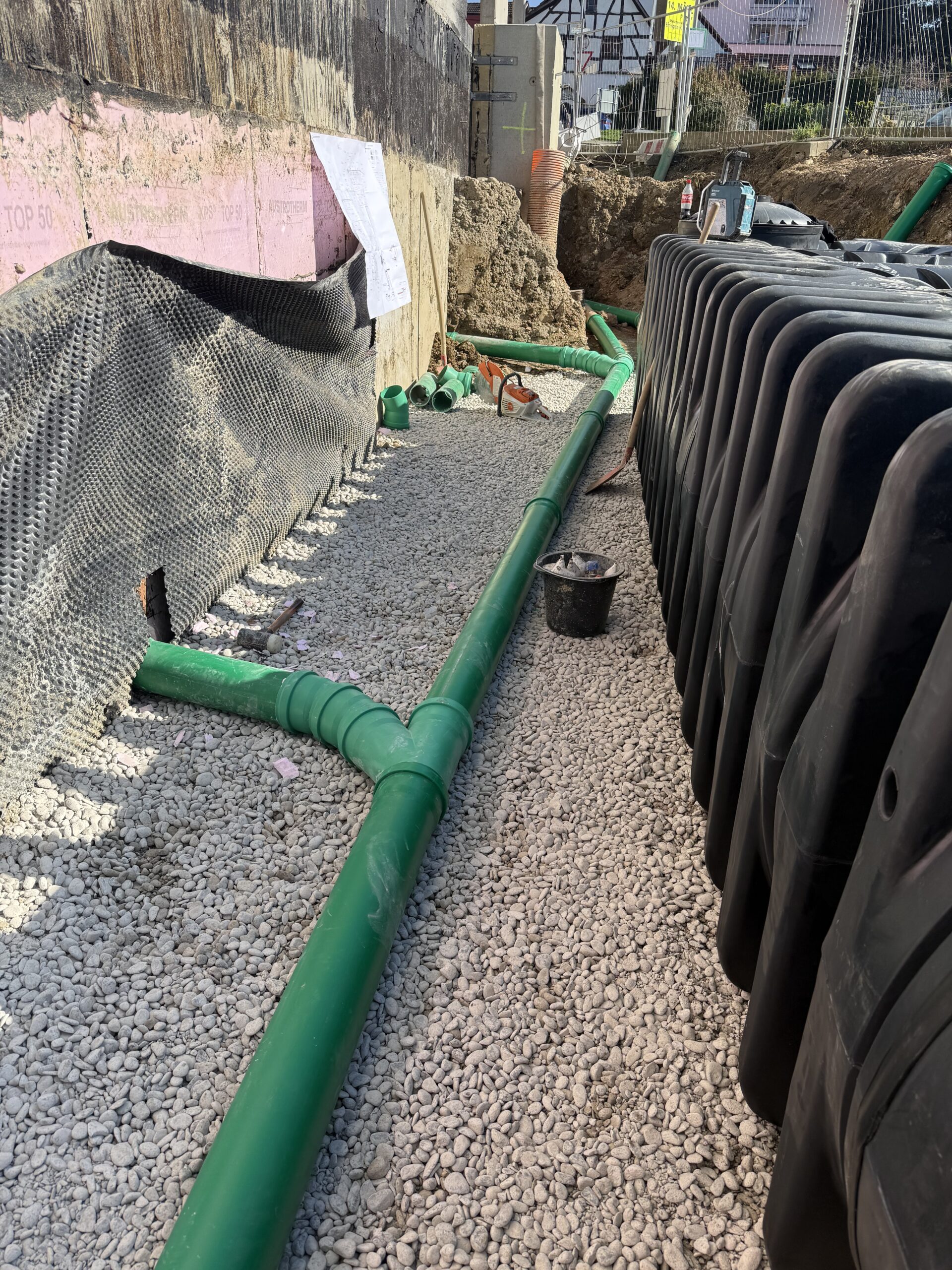 Neu verlegtes Rohr KG2000 Rohrverlegung Abfluss